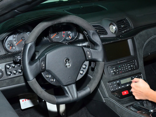 明年上市 玛莎拉蒂敞篷跑巴黎车展首发