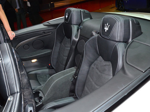 明年上市 玛莎拉蒂敞篷跑巴黎车展首发