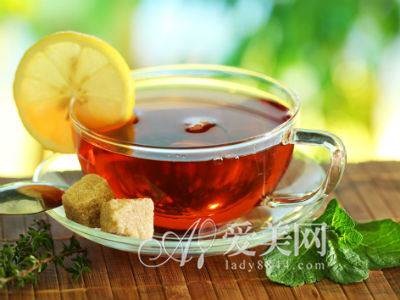  美肌抗皱去脚气 茶叶渣的10大神奇妙用 