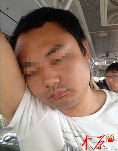 女子微博晒“公交猥亵男”男子称被侵犯肖像权 