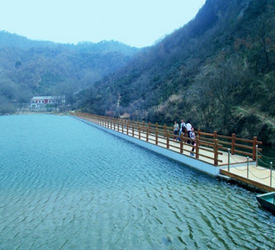 震雷山风光