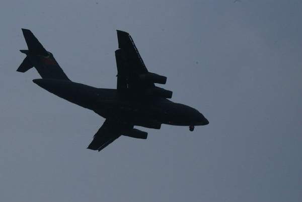 原文配图：中国运-20运输机第二次试飞成功。